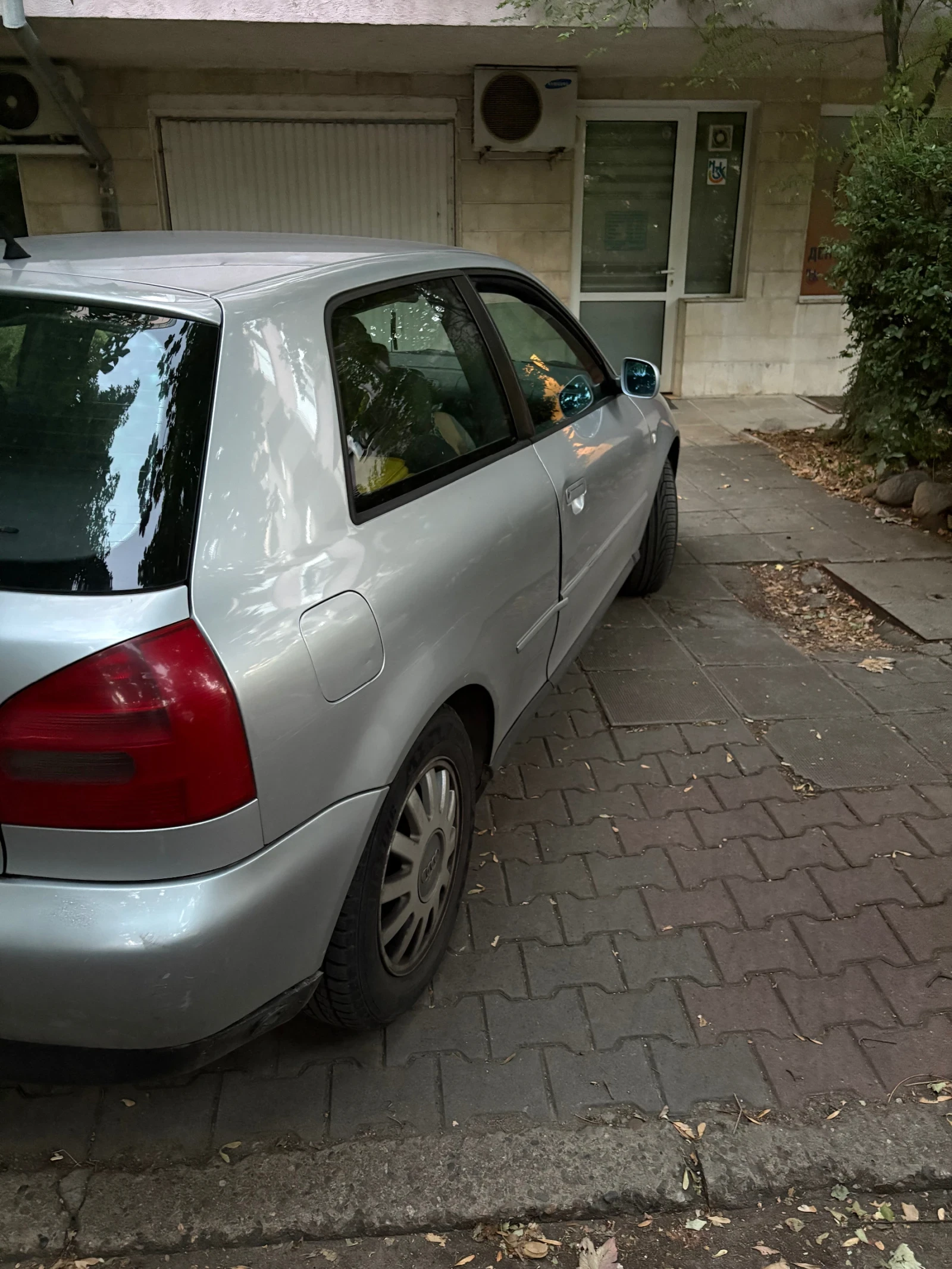 Audi A3 1.8 - изображение 2