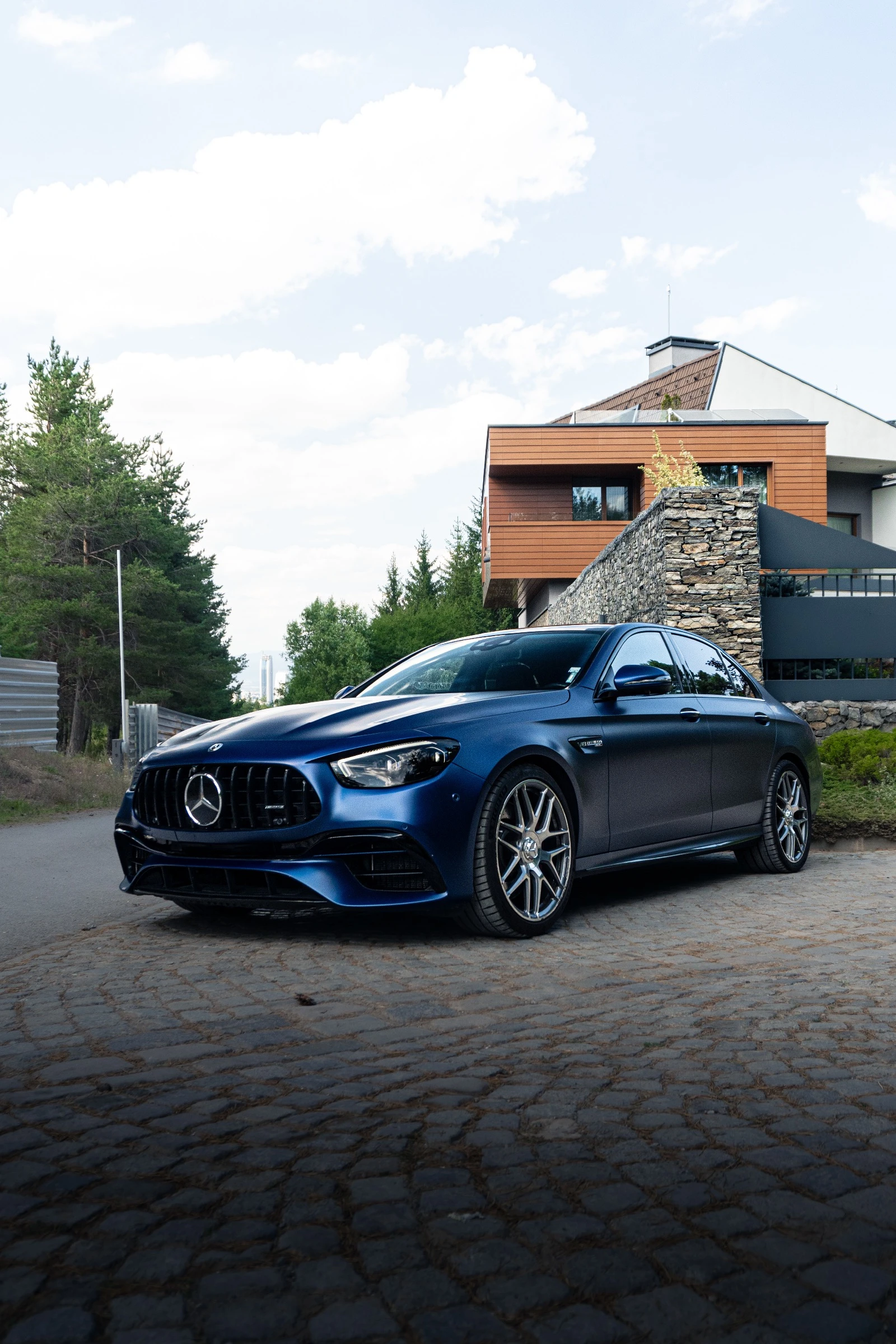 Mercedes-Benz E 63 AMG S | Mobile.bg   5