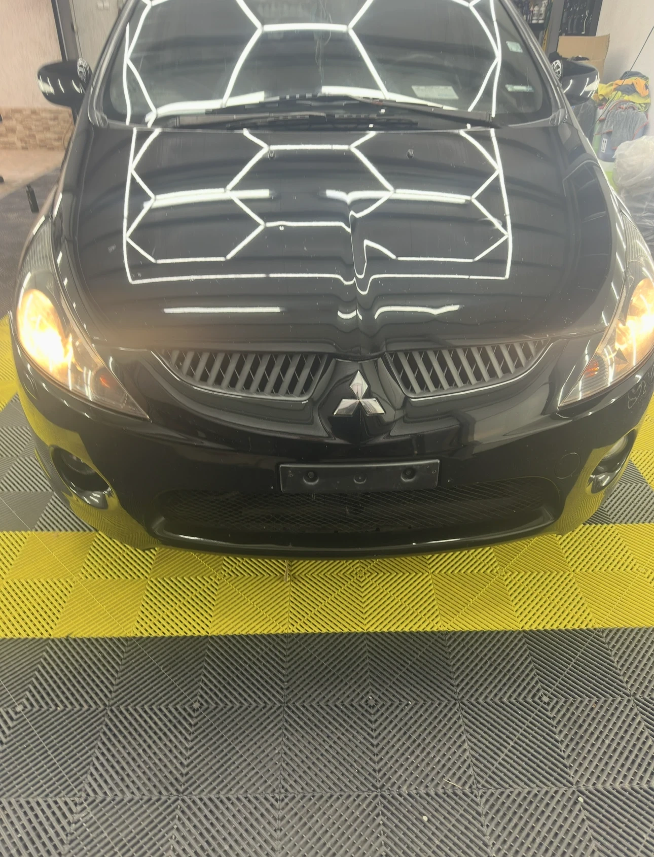 Mitsubishi Grandis | Mobile.bg � ����������� 1