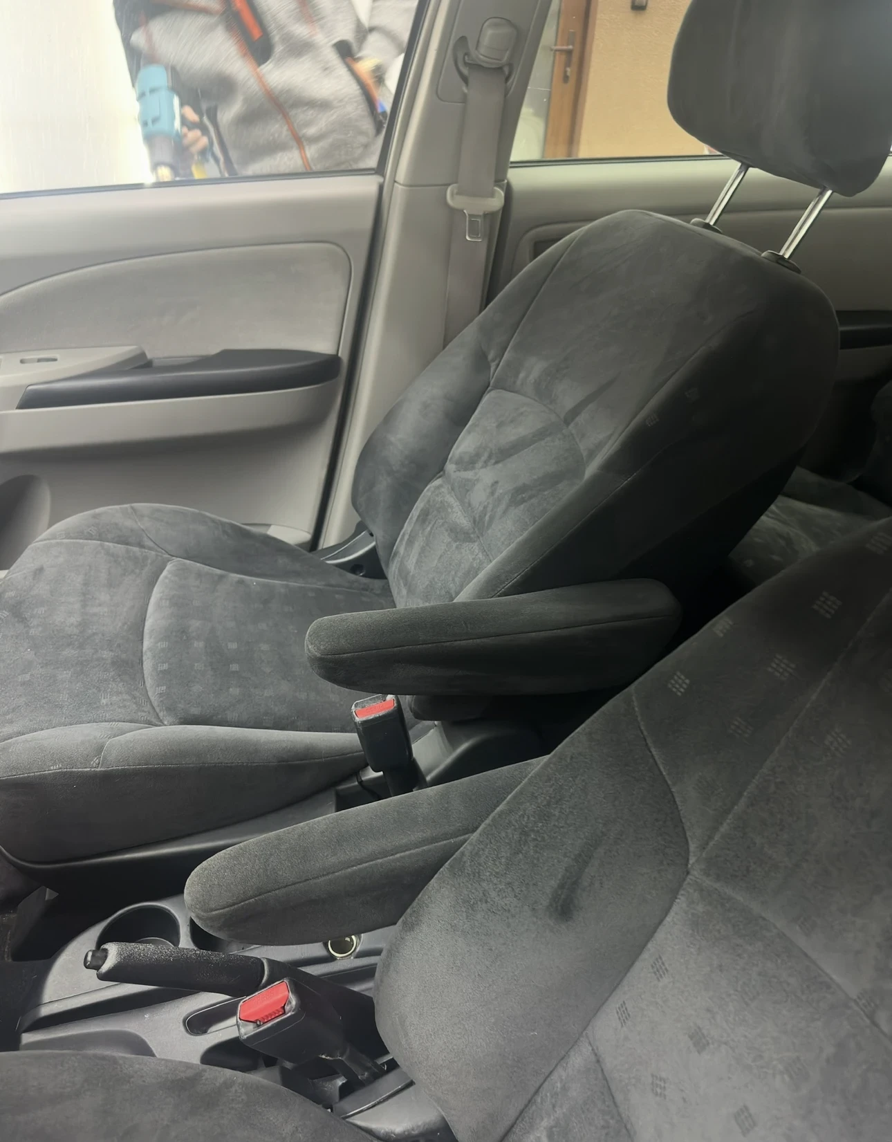 Mitsubishi Grandis  - изображение 3