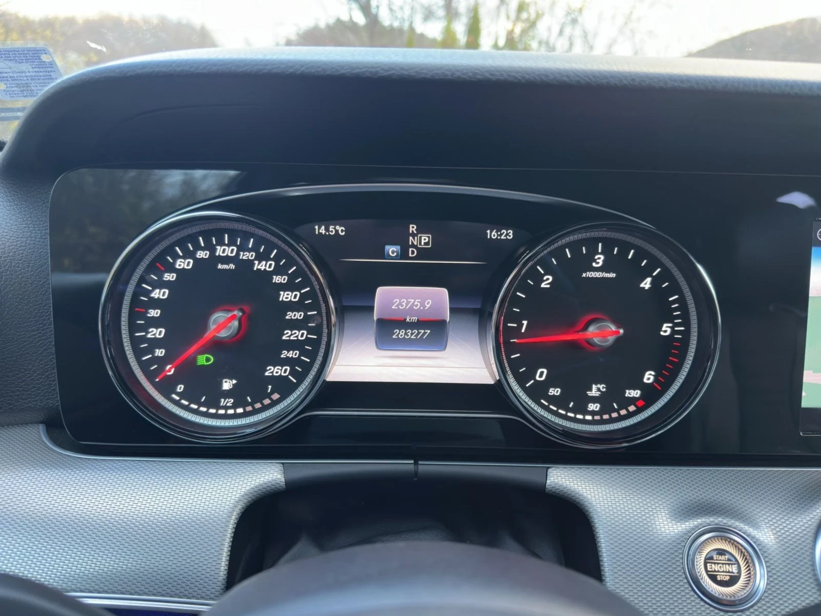 Mercedes-Benz E 220  W213 4-Matic - изображение 9