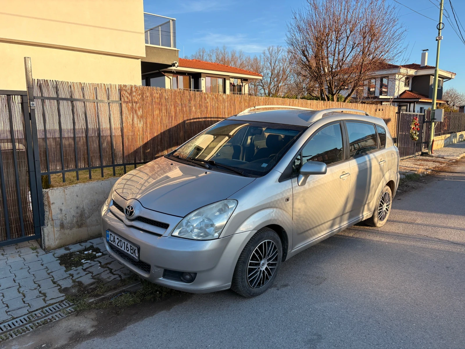 Toyota Corolla verso 1.6 VVTi - изображение 2