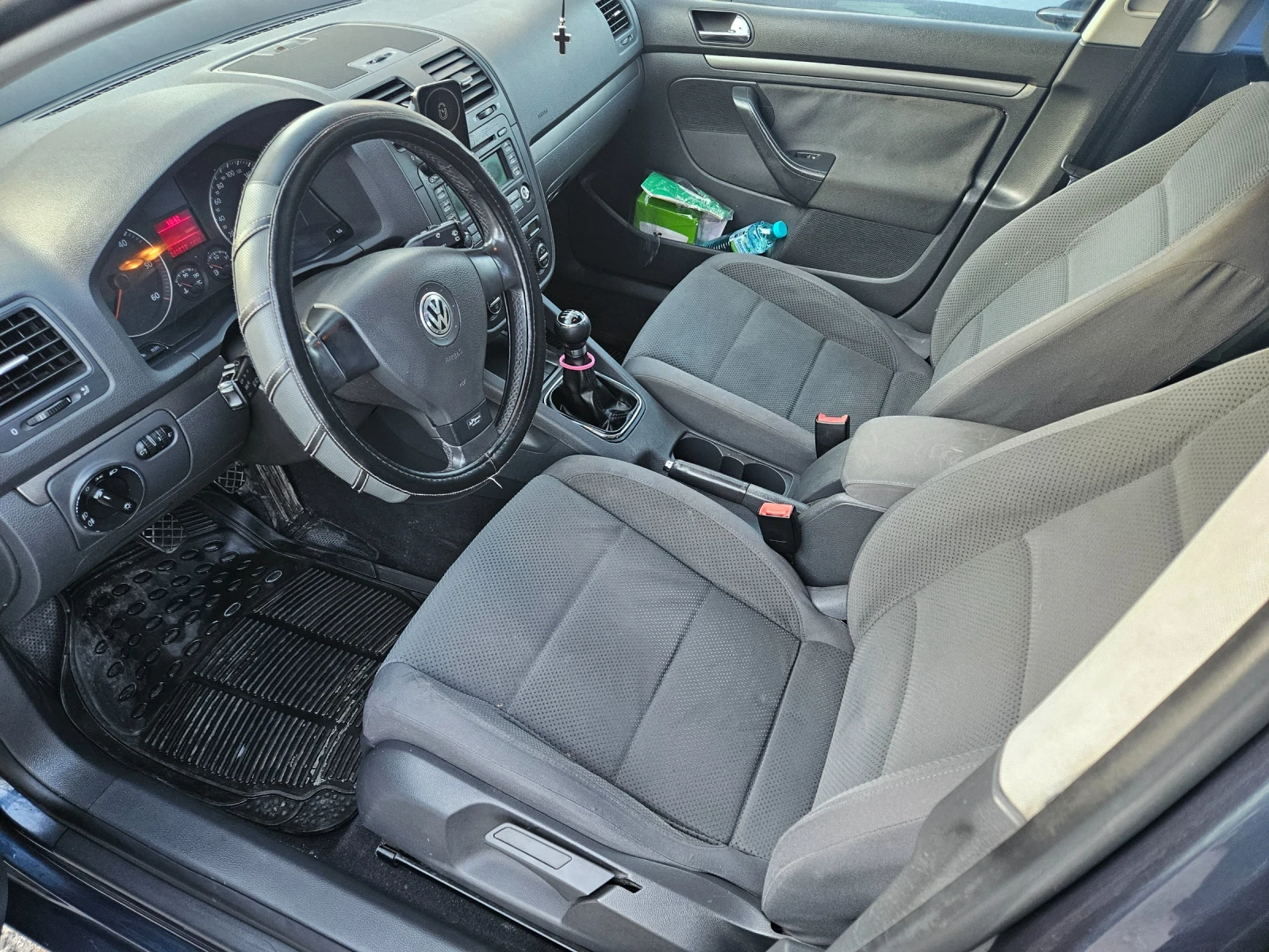 VW Golf 1, 9 TDI, снимка 5 - Автомобили и джипове - 53849569