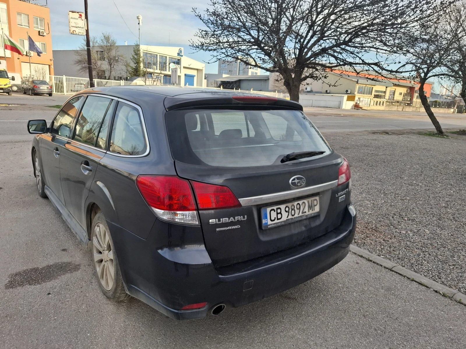 Subaru Legacy, снимка 6 - Автомобили и джипове - 54171057