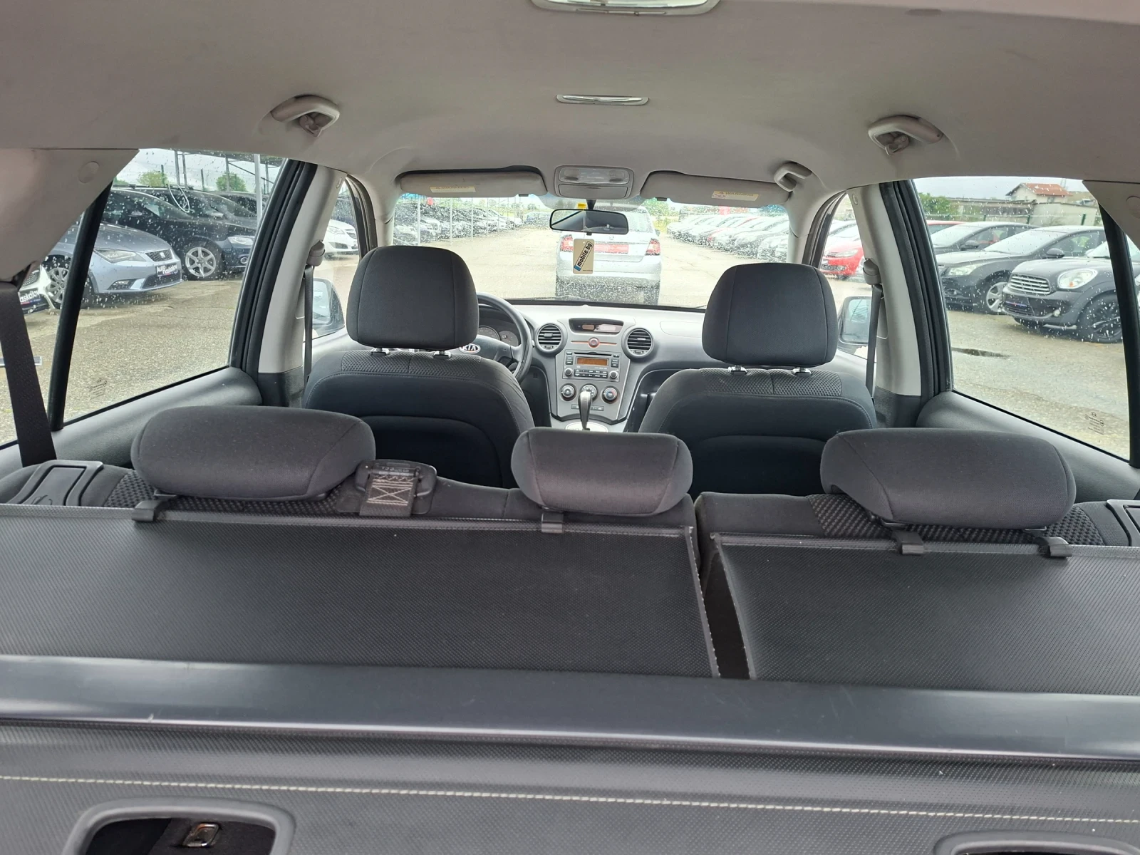 Kia Carens 2, 0 crd , снимка 16 - Автомобили и джипове - 54580023