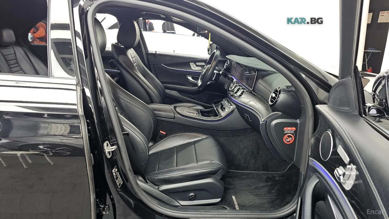Mercedes-Benz E 220 AMG-LINE* 4MATIC* DISTRONIC* 360CAMERA* HEAD-UP* 2, снимка 16 - Автомобили и джипове - 54820831