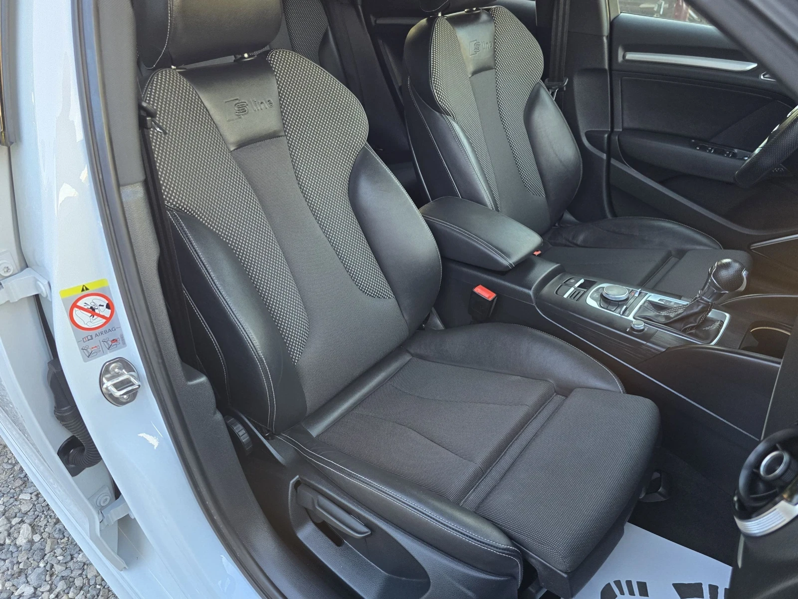 Audi A3 1.8TFSI 3xS-LINE , снимка 7 - Автомобили и джипове - 54887354