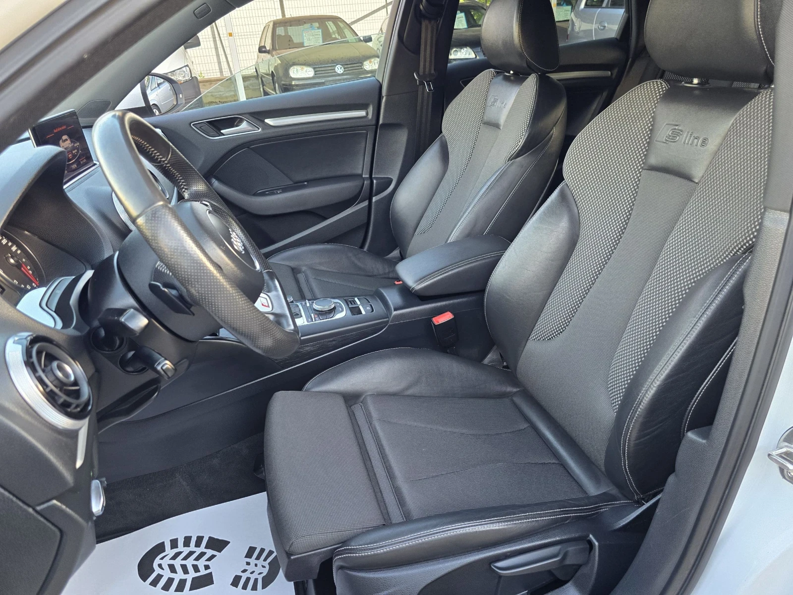 Audi A3 1.8TFSI 3xS-LINE , снимка 11 - Автомобили и джипове - 54887354