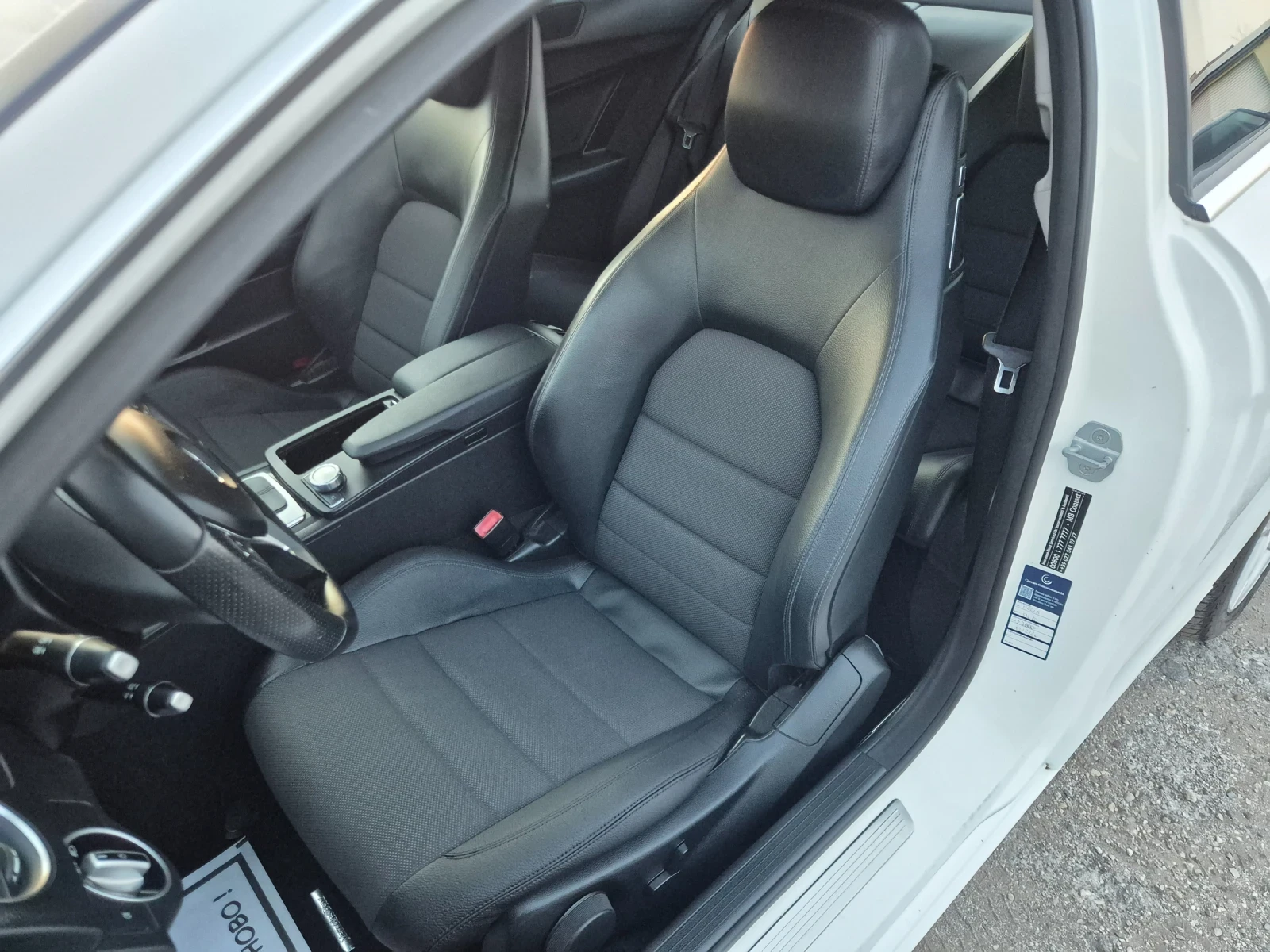 Mercedes-Benz C 220 CDI* COUPE* NAVI* LED* ПЪЛНА СЕРВИЗНА ИСТОРИЯ!, снимка 8 - Автомобили и джипове - 54991191