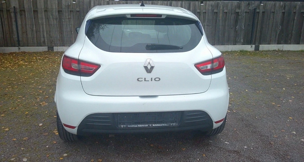 Renault Clio * !!COMING SOON!! * 1.5 * 115 000KM, снимка 4 - Автомобили и джипове - 55099234