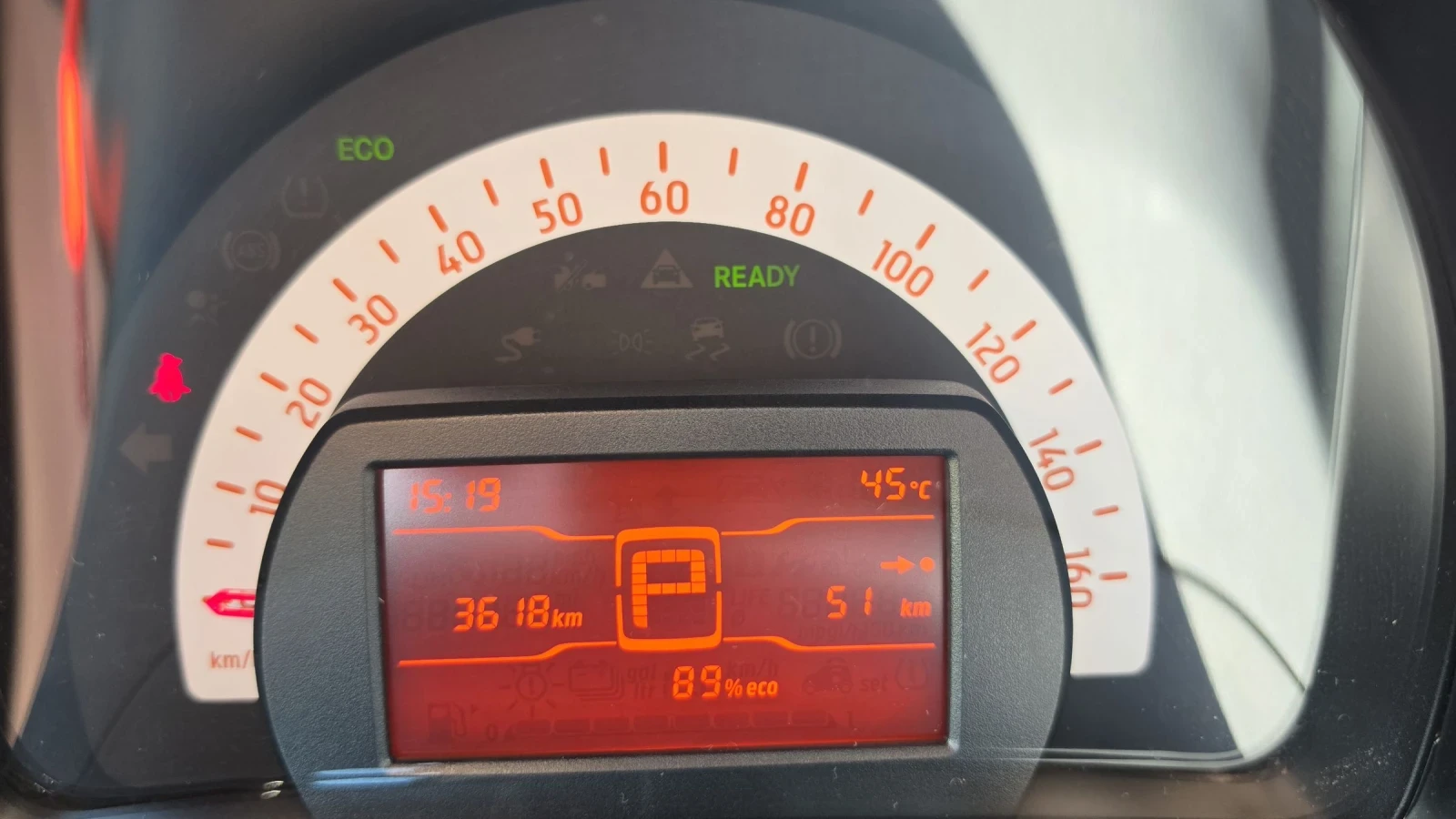Smart Fortwo Нов Автомобил 3618км. Гаранция , снимка 11 - Автомобили и джипове - 55306440