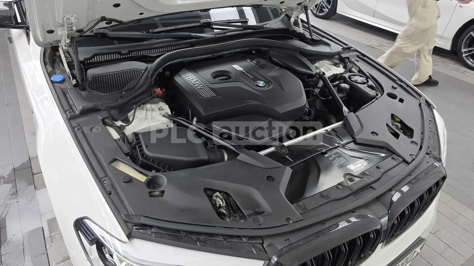 BMW 530 XDRIVE M SPORT + HEAD UP/360/PANO/FULL | Mobile.bg � ����������� 4