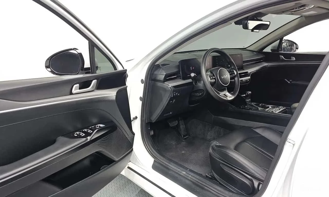Kia K5 2.0 LPi | АВТОКРЕДИТ БЕЗ ПЪРВОНАЧАЛНА ВНОСКА, снимка 11 - Автомобили и джипове - 55589278