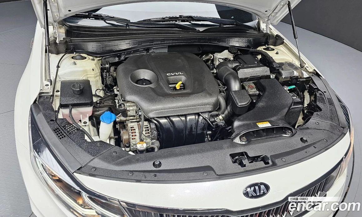 Kia K5 2.0 Luxury, снимка 6 - Автомобили и джипове - 55669049