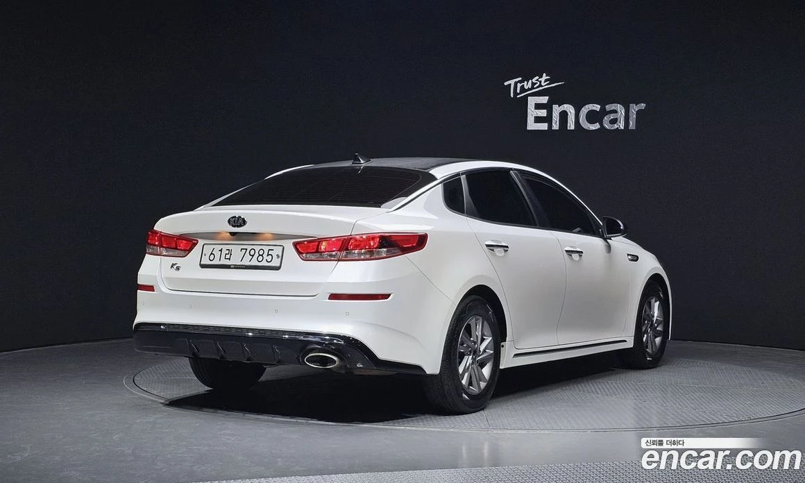 Kia K5 2.0 Luxury, снимка 2 - Автомобили и джипове - 55669049