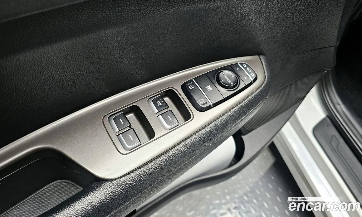 Kia K5 2.0 Luxury, снимка 17 - Автомобили и джипове - 55669049