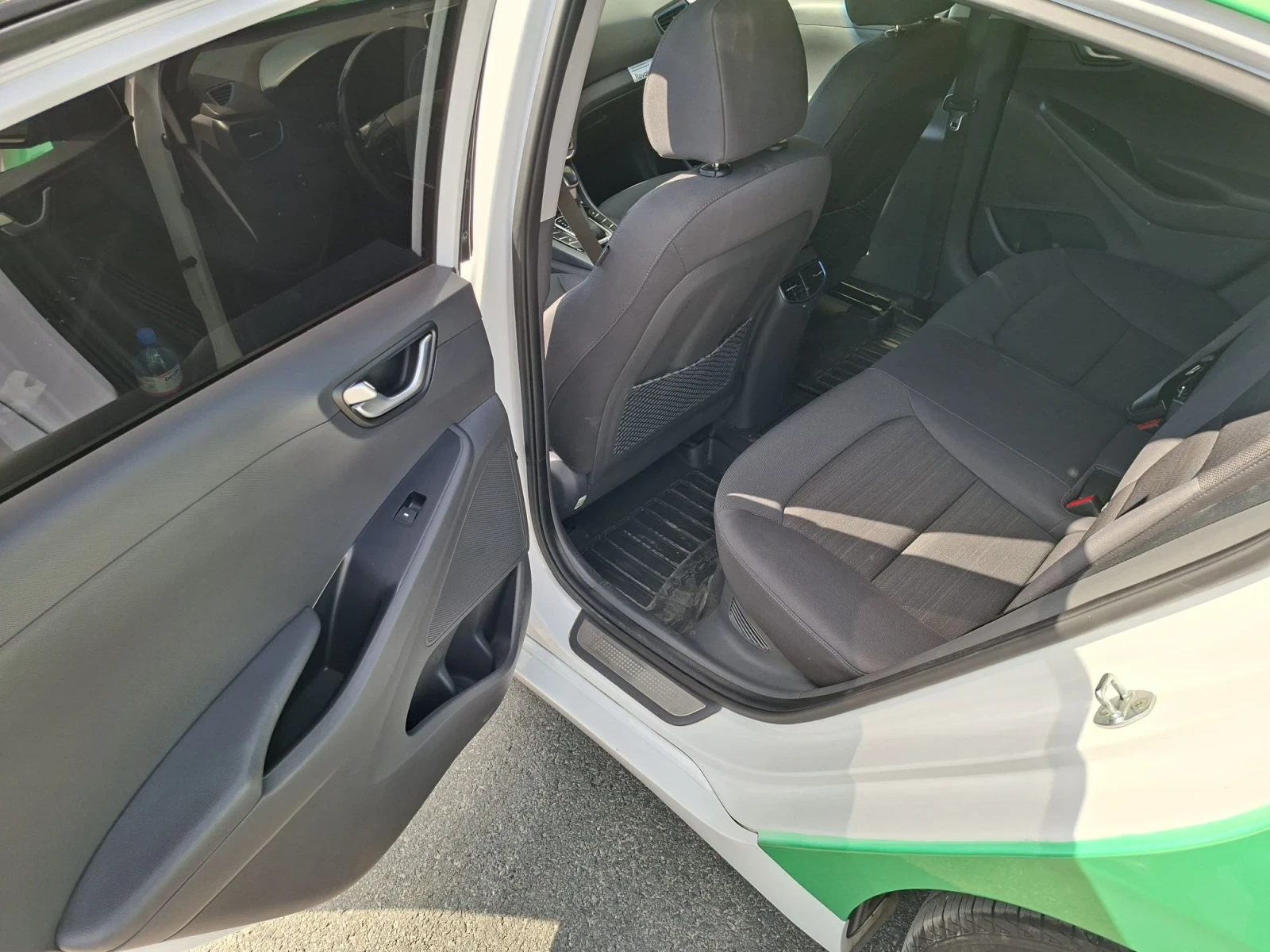 Hyundai Ioniq, снимка 10 - Автомобили и джипове - 56137601