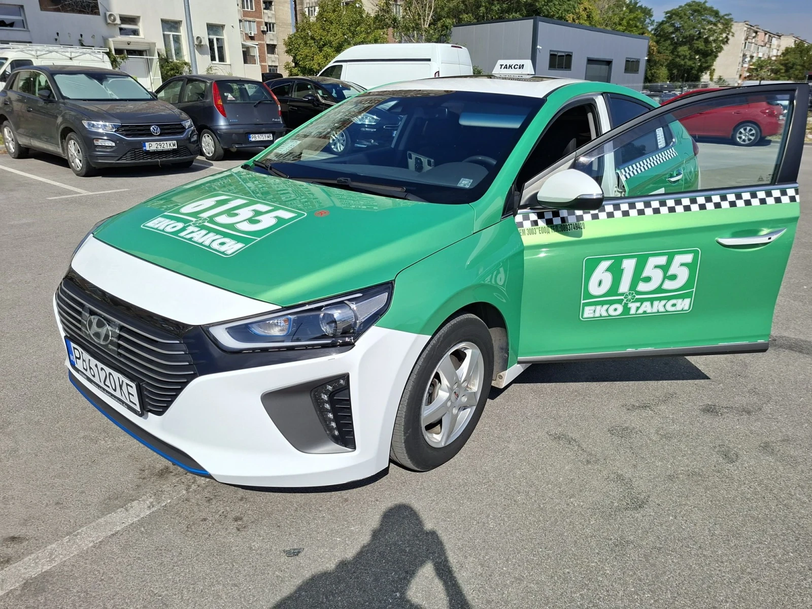 Hyundai Ioniq, снимка 3 - Автомобили и джипове - 56137601