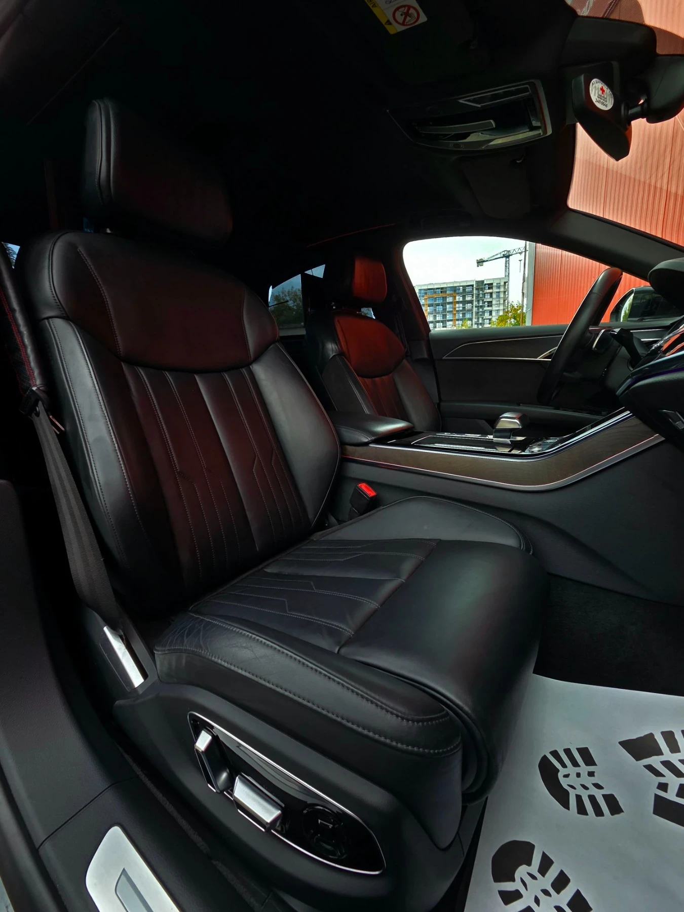 Audi A8 50 TDI MATRIX, снимка 14 - Автомобили и джипове - 56245576