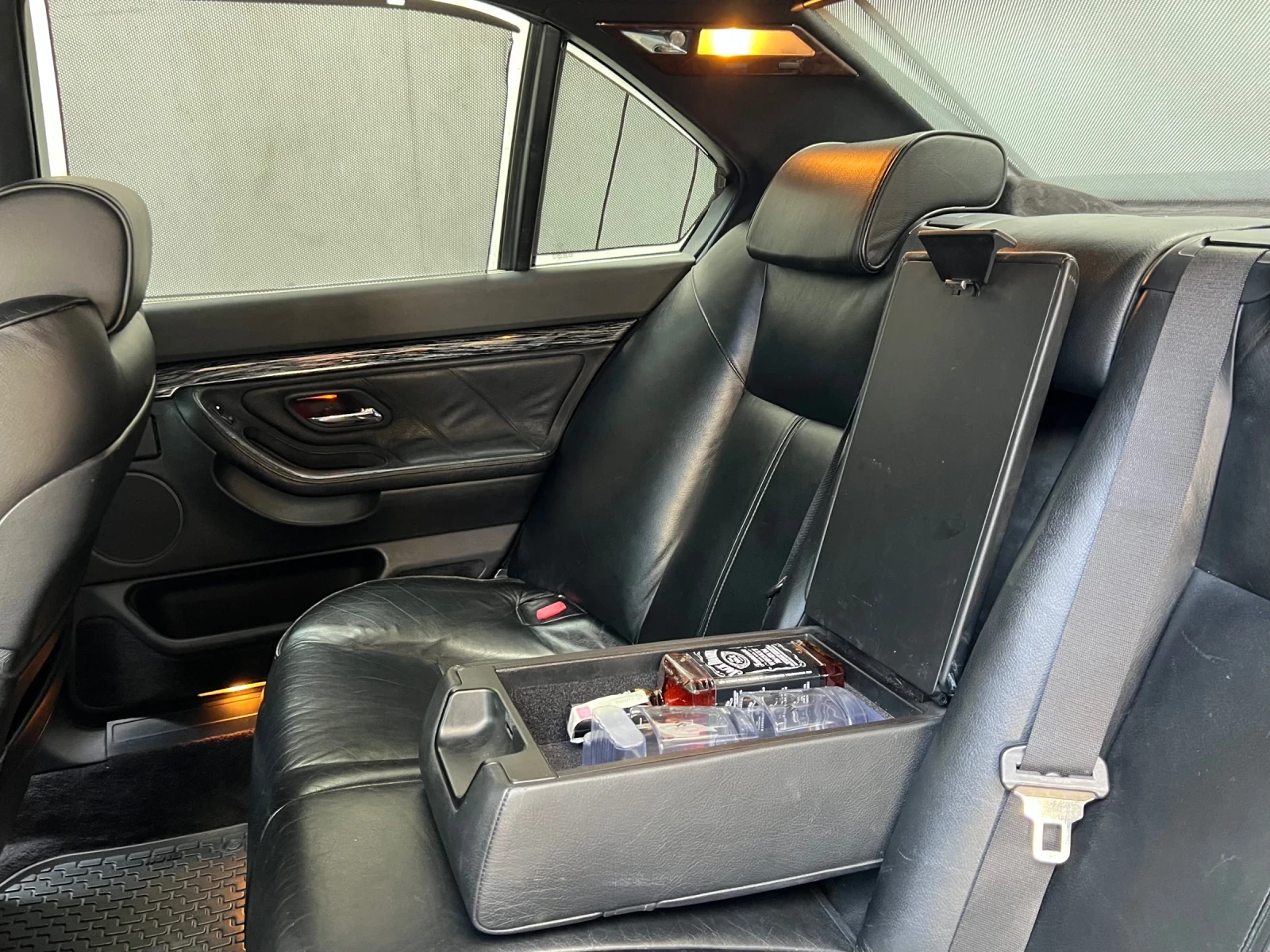 BMW 740 i, снимка 11 - Автомобили и джипове - 56430580