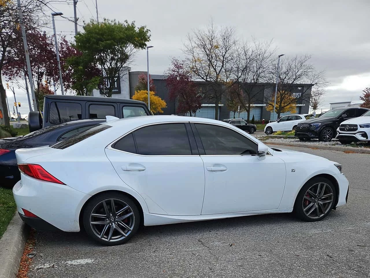 Lexus IS 300  * CARFAX * ����� �� ����������� | Mobile.bg � ����������� 3