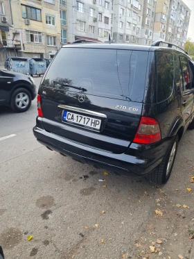 Mercedes-Benz ML 270 Джип, снимка 2