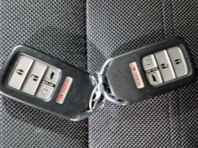 Honda Cr-v * Sport * CARFAX * ПАНОРАМА * KEYLESS * ПОДГРЕВИ - 22100 € / 43223.84 лв. - 29126129 13