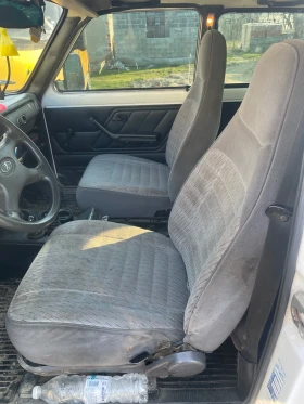 Lada Niva - 4800 € / 9387.98 лв. - 87172644 3