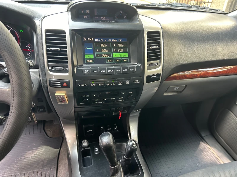 Toyota Land cruiser 3.0 D4D 7+ 1м, снимка 7 - Автомобили и джипове - 48226730