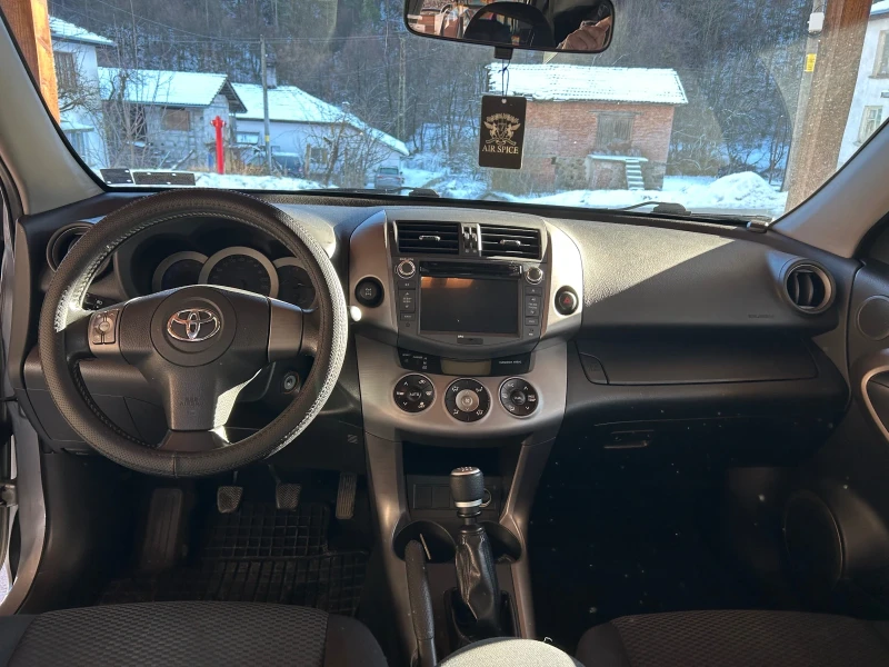 Toyota Rav4 2.2 , снимка 8 - Автомобили и джипове - 47973407