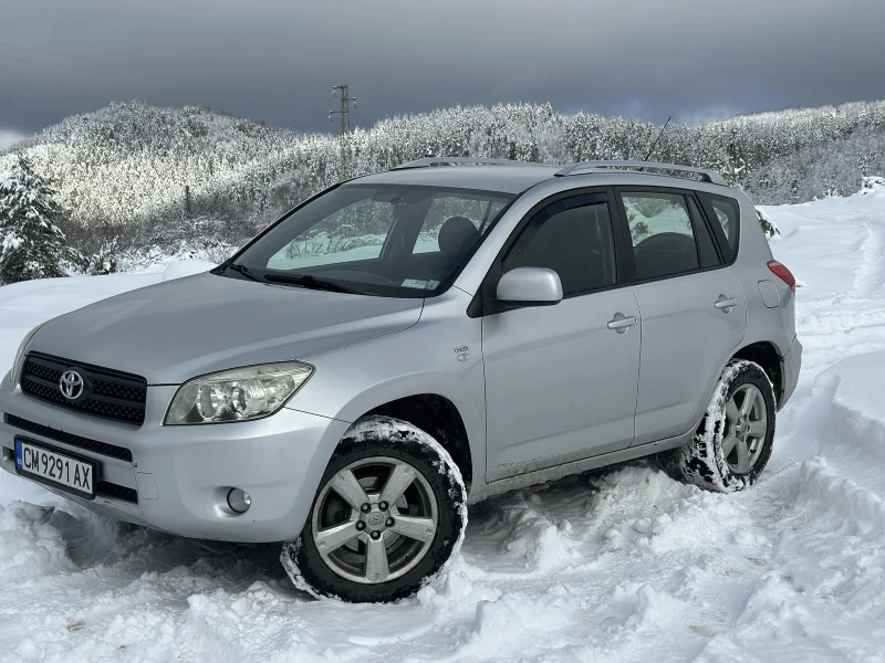 Toyota Rav4 2.2 , снимка 2 - Автомобили и джипове - 47973407