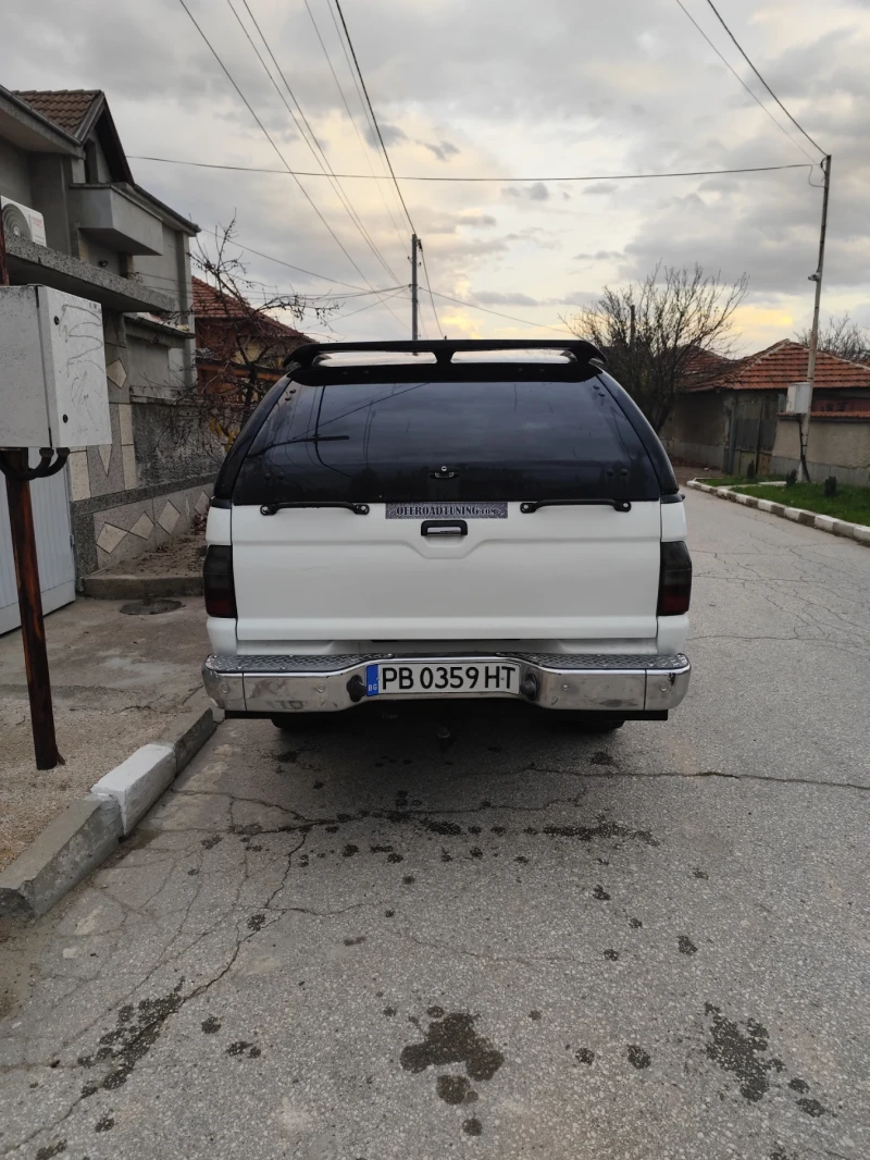 Mitsubishi L200 2.5 Diesel, снимка 5 - Автомобили и джипове - 48070589