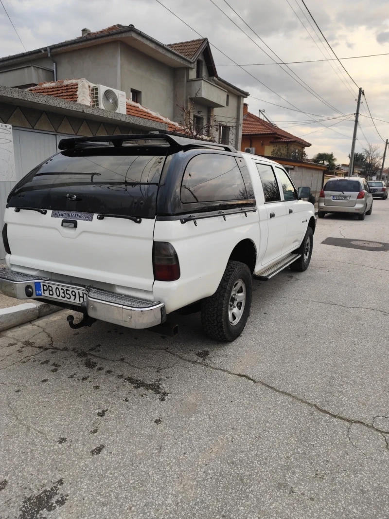 Mitsubishi L200 2.5 Diesel, снимка 4 - Автомобили и джипове - 48070589