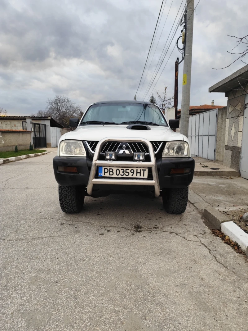 Mitsubishi L200 2.5 Diesel, снимка 1 - Автомобили и джипове - 48070589