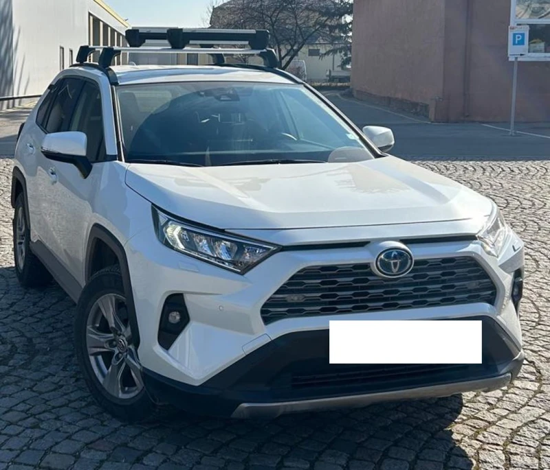 Toyota Rav4 Excutive, снимка 1 - Автомобили и джипове - 49305759