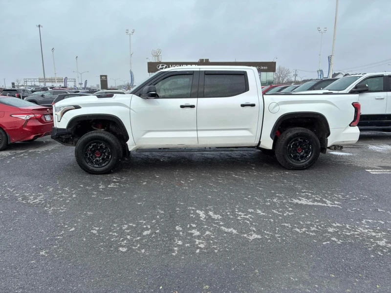 Toyota Tundra * Limited Hybrid * CARFAX * БЕЗ ПЪРВОНАЧАЛНА ВНОСК, снимка 2 - Автомобили и джипове - 52669956