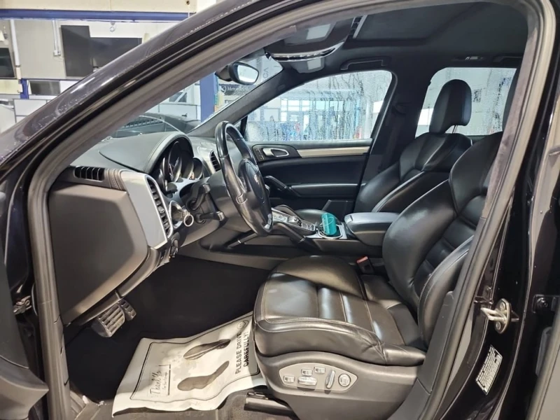 Porsche Cayenne * TURBO * CARFAX * , снимка 7 - Автомобили и джипове - 52726984
