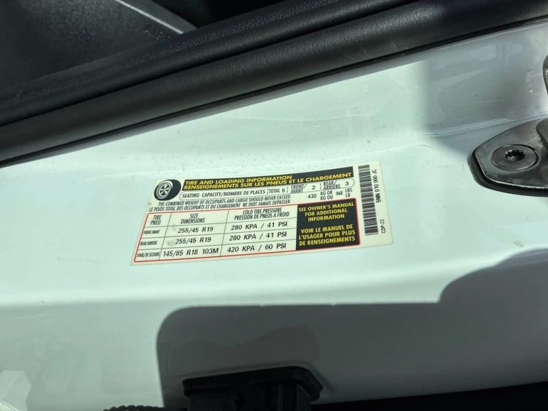 VW Tiguan * Comfortline R Line Black Edition * CARFAX * ЦЕНА, снимка 16 - Автомобили и джипове - 52726283