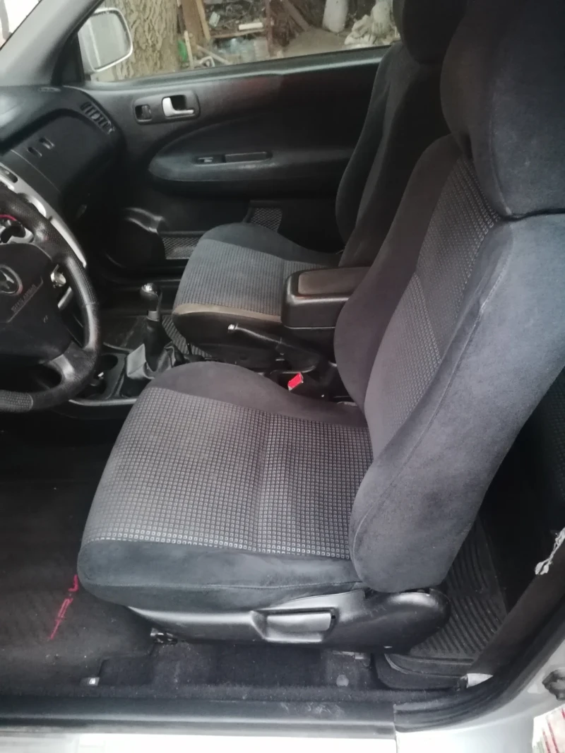 Honda Hr-v 4x4, снимка 7 - Автомобили и джипове - 53056953