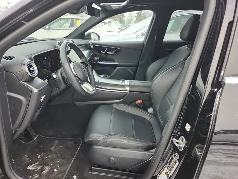 Mercedes-Benz GLC 300 * CARFAX * ПАНОРАМА* ПОДГРЕВИ* , снимка 6 - Автомобили и джипове - 53326588