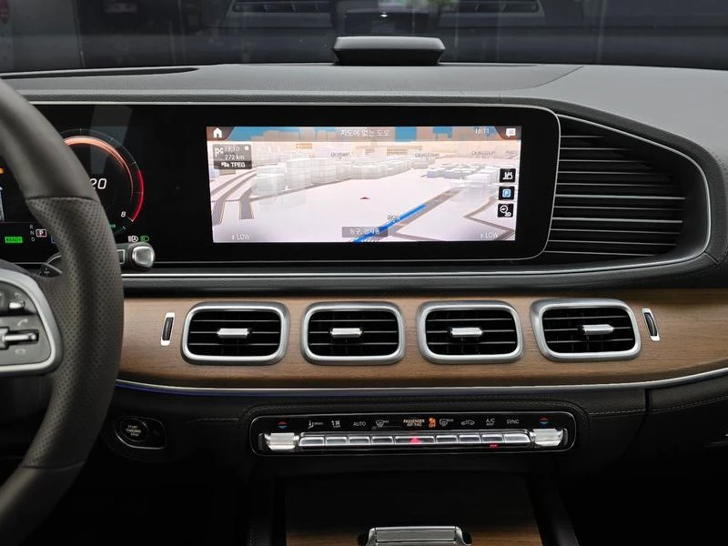 Mercedes-Benz GLE GLE450 4MATIC| 362к.с.| ВКЛ.ТЕХНОТЕСТ, снимка 12 - Автомобили и джипове - 55172631