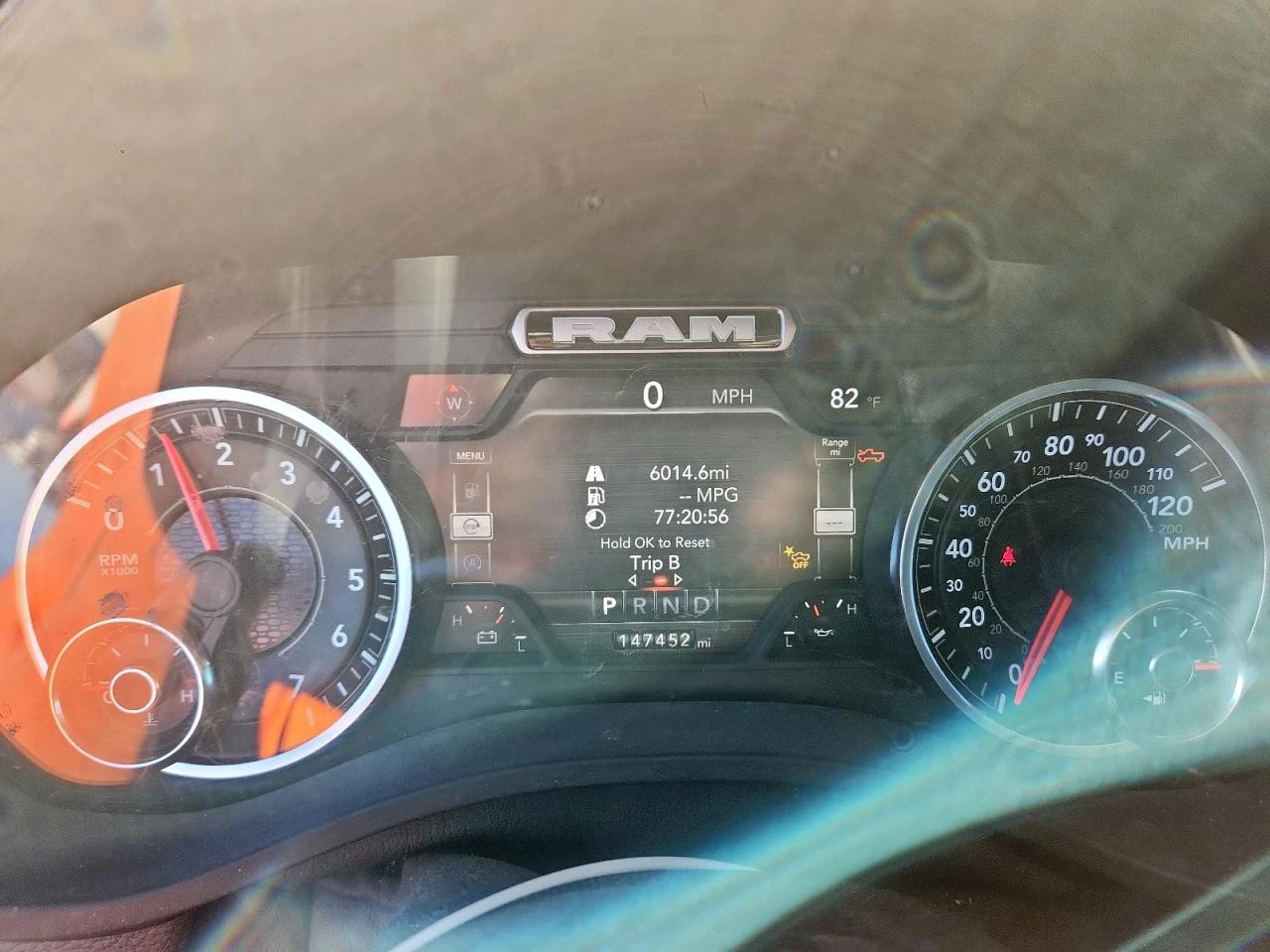 Dodge RAM 1500 Laramie* CARFAX * БЕЗ ПЪРВОНАЧАЛНА ВНОСКА - изображение 9