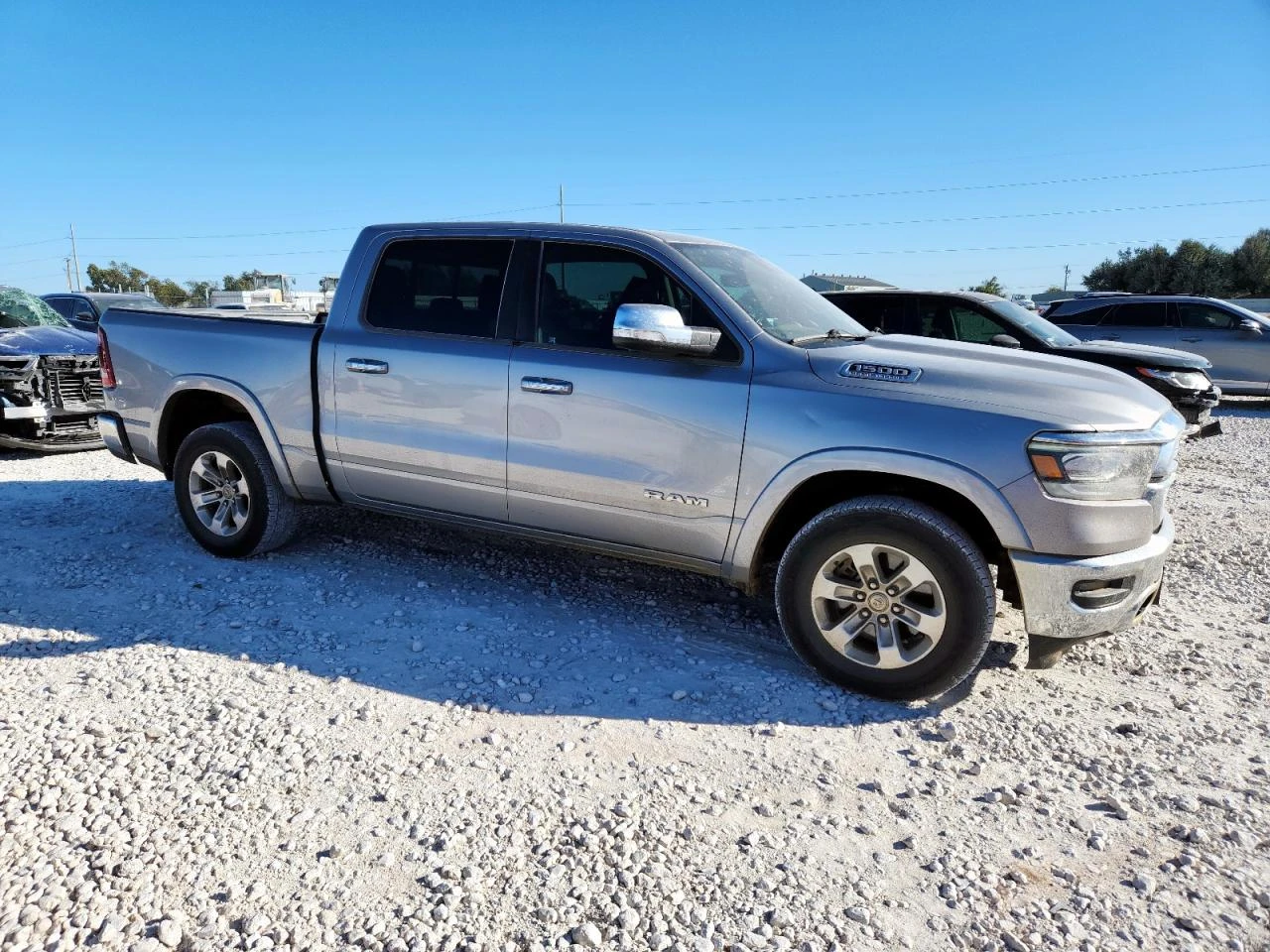 Dodge RAM 1500 Laramie* CARFAX * БЕЗ ПЪРВОНАЧАЛНА ВНОСКА - изображение 3