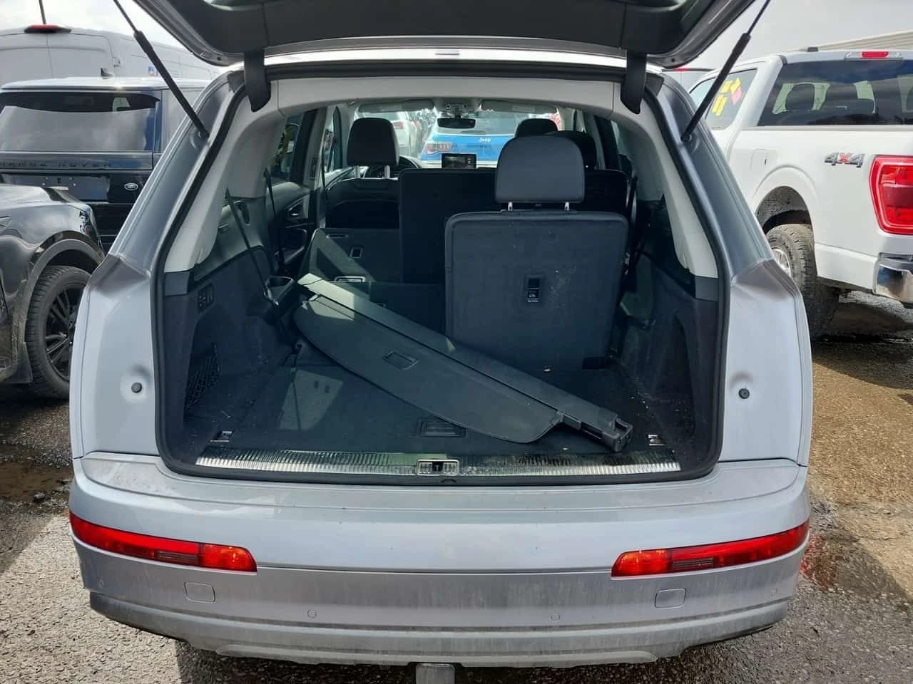 Audi Q7 PROGRESSIV | PANO| ПОДГРЕВ | 360 | BOSE, снимка 15 - Автомобили и джипове - 53820043