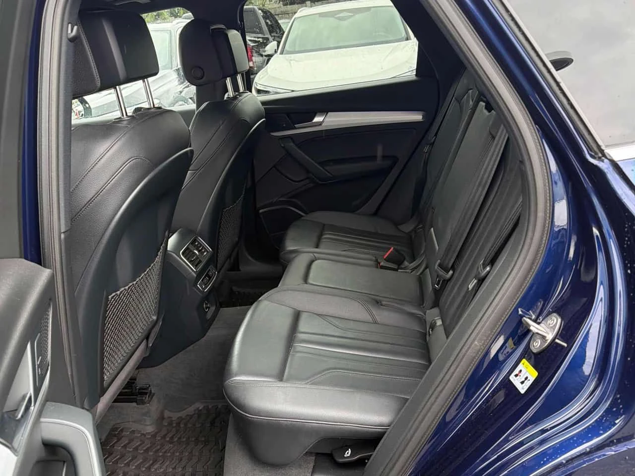 Audi Q5 * Technik * S LINE* B&O* 360* NAVI* PANO* , снимка 11 - Автомобили и джипове - 54184910