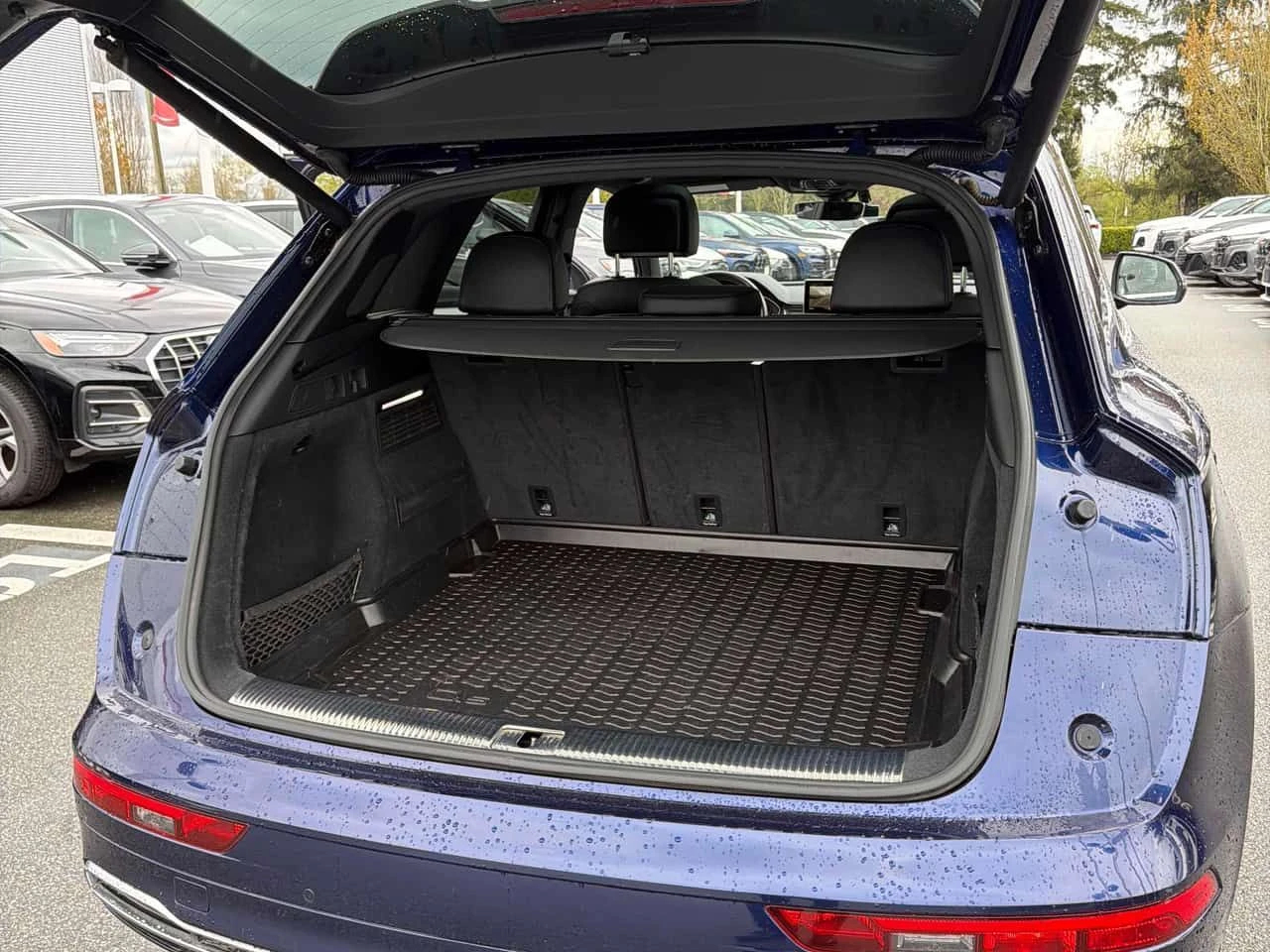 Audi Q5 * Technik * S LINE* B&O* 360* NAVI* PANO* , снимка 12 - Автомобили и джипове - 54184910