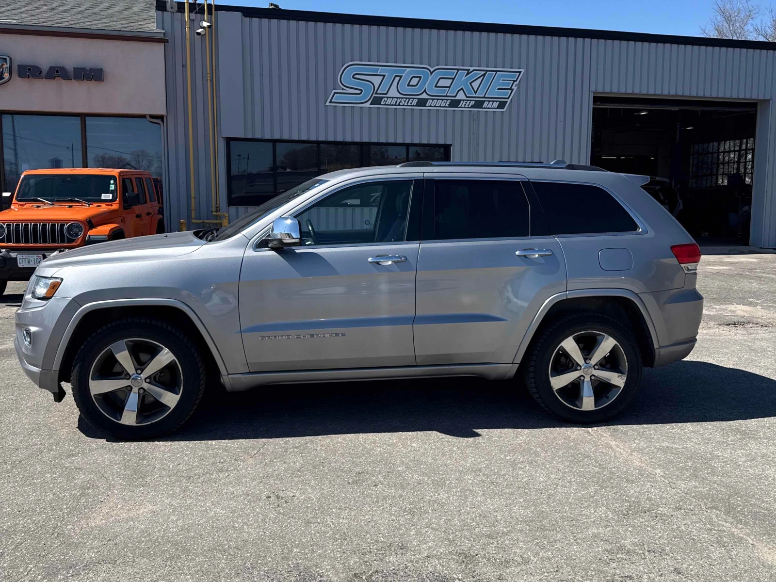 Jeep Grand cherokee Overland* 3.6* AWD* PANO* OBDUHVANE* , снимка 3 - Автомобили и джипове - 54291627