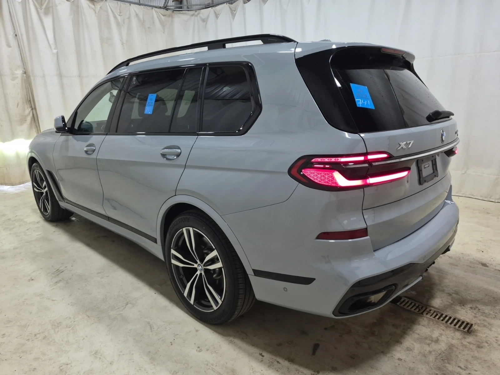 BMW X7 40i * * M ПАКЕТ * * CARFAX * * 6 МЕСТЕН * * , снимка 4 - Автомобили и джипове - 55239924