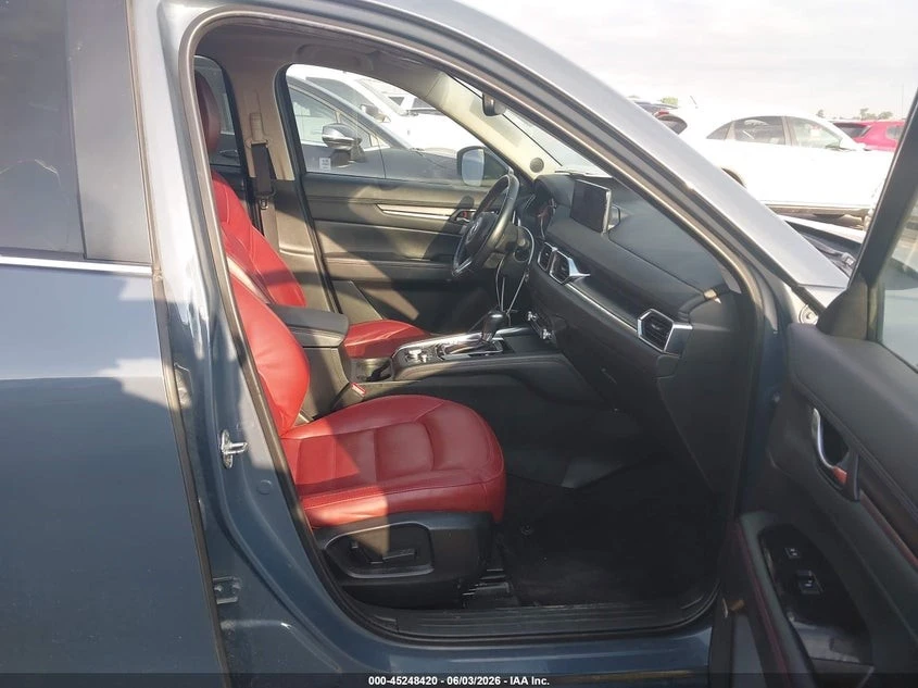 Mazda CX-5 * CARBON* EDITION* TURBO* ПАНО* KEYLESS* Camera* П, снимка 9 - Автомобили и джипове - 55615364