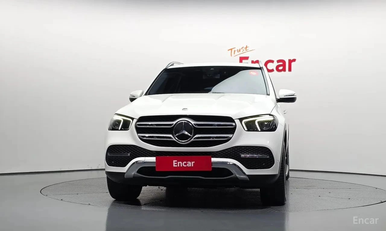Mercedes-Benz GLE 300 * 4MATIC * АВТОКРЕДИТ БЕЗ ПЪРВОНАЧАЛНА ВНОСКА, снимка 3 - Автомобили и джипове - 55940990